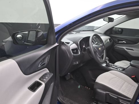 Used 2022 Chevrolet Equinox LS FWD image 10