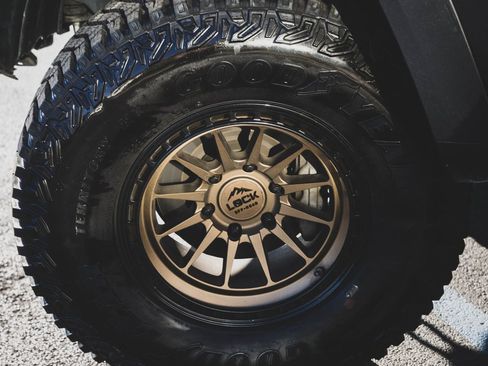 Used 2022 Toyota 4Runner SR5 Premium image 27