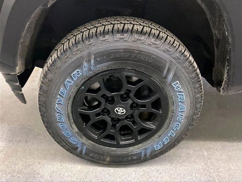 Used 2023 Toyota Tacoma SR5 image 7