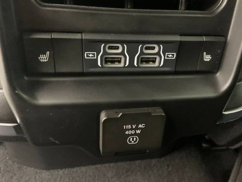 Used 2025 RAM 1500 Laramie AWD/4WD image 18
