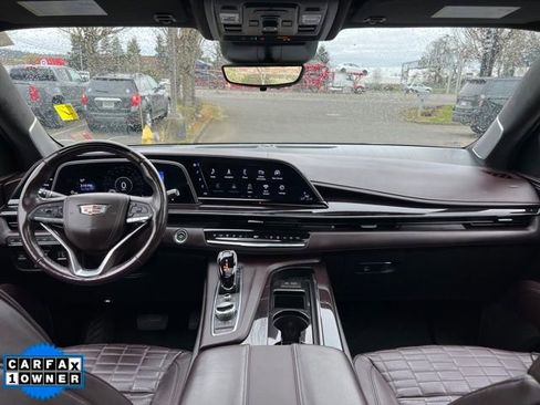 Used 2022 Cadillac Escalade ESV Premium Luxury Platinum image 16