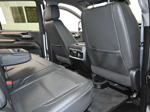Used 2024 GMC Sierra 3500 Denali w/ Denali Reserve Package AWD/4WD image 26