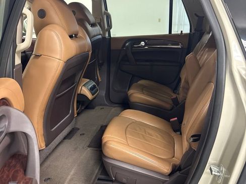 Used 2015 Buick Enclave Leather FWD image 19