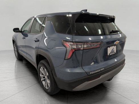 Used 2025 Chevrolet Equinox LT AWD/4WD image 21