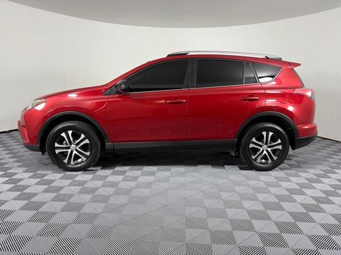Used 2016 Toyota RAV4 LE AWD/4WD image 13