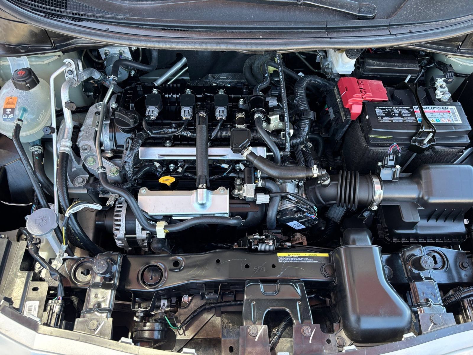 Used 2025 Nissan Versa SV FWD image 29