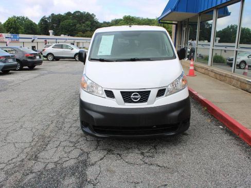 Used 2019 Nissan NV200 S FWD image 2