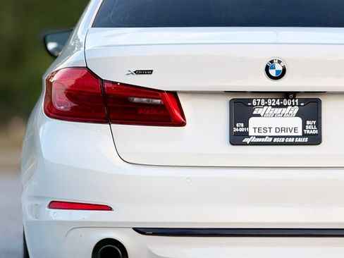 Used 2018 BMW 530i xDrive w/ Premium Package image 15