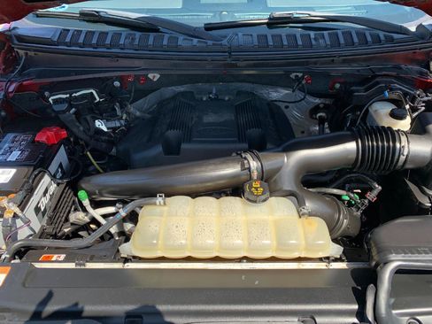 Used 2018 Ford Expedition Max XLT w/ Equipment Group 202A AWD/4WD image 48