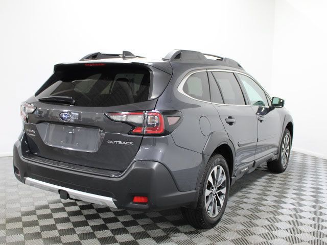 Used 2023 Subaru Outback Limited AWD/4WD image 6