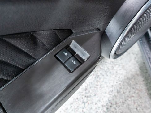 Used 2011 Ford Mustang Shelby GT500 w/ SVT Performance Pkg image 13