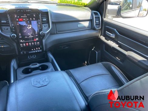 Used 2020 RAM 2500 Laramie w/ Night Edition AWD/4WD image 27