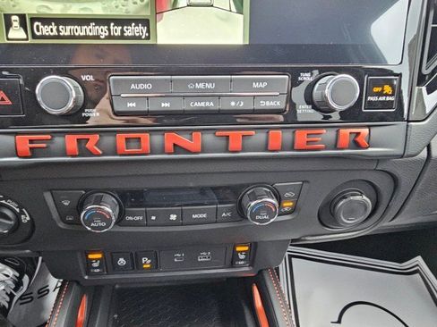 New 2025 Nissan Frontier PRO-4X w/ Pro Premium Package image 32