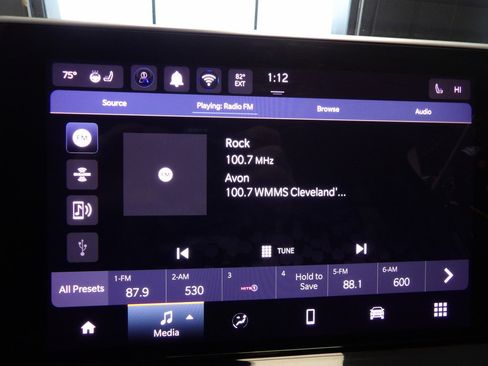 Used 2024 Jeep Compass Limited image 35