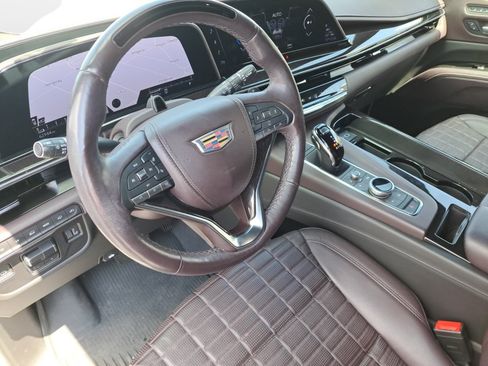 Used 2024 Cadillac Escalade Sport Platinum AWD/4WD image 10