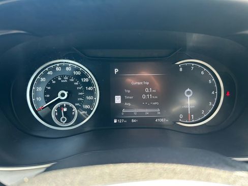 Used 2024 Genesis G70 2.5T AWD/4WD image 14