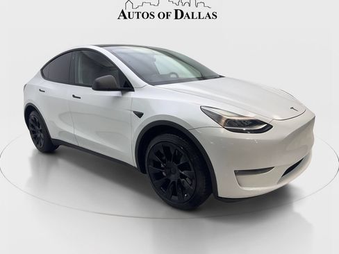 Used 2023 Tesla Model Y Long Range AWD/4WD image 4