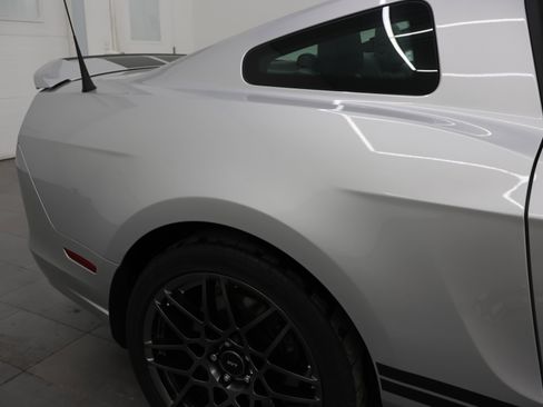 Used 2014 Ford Mustang Shelby GT500 w/ Equipment Group 821A RWD image 27