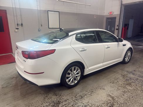 Used 2015 Kia Optima EX w/ EX Premium Package image 6