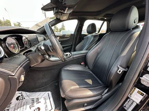 Used 2017 Mercedes-Benz E 400 4MATIC Wagon image 13
