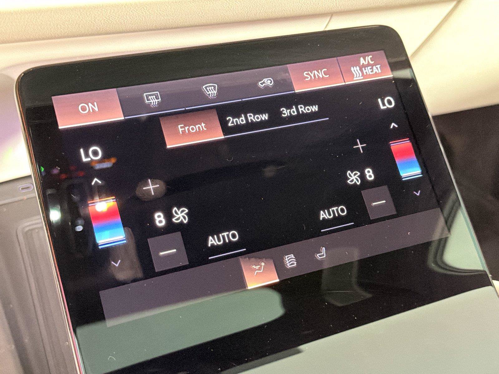 Certified 2026 Cadillac Vistiq Sport AWD/4WD image 32