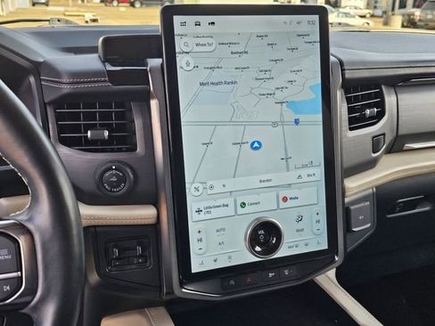 Used 2022 Ford Expedition Max Platinum image 9