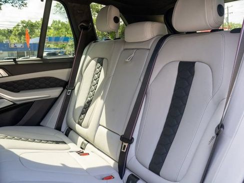 Used 2021 BMW X5 M w/ Competition Package AWD/4WD image 54