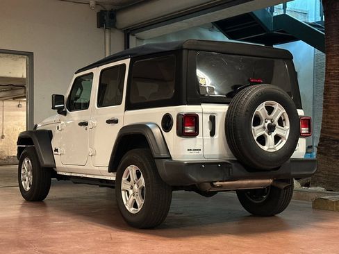 Used 2023 Jeep Wrangler Unlimited Sport AWD/4WD image 3