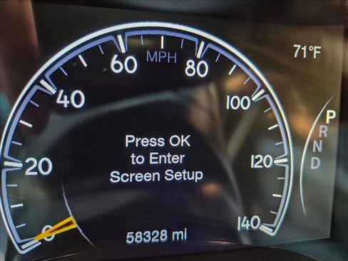 Used 2020 Jeep Grand Cherokee Altitude AWD/4WD image 12