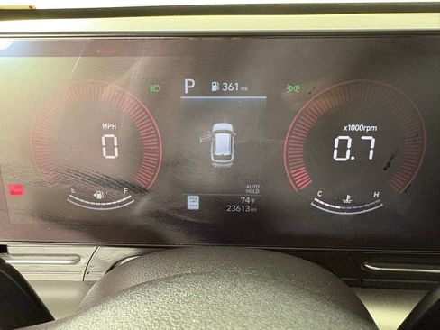 Used 2025 Hyundai Kona SEL FWD image 22