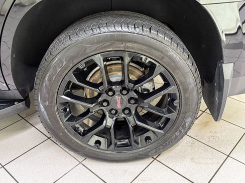 Certified 2023 GMC Yukon SLE AWD/4WD image 14