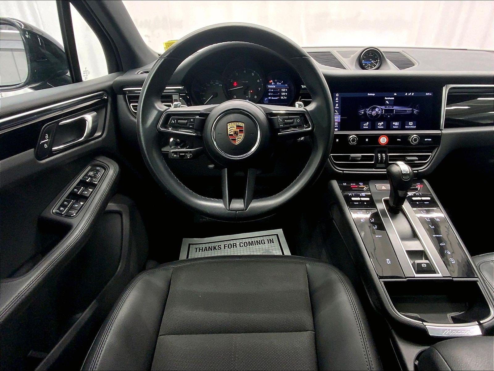 Certified 2023 Porsche Macan AWD/4WD image 13
