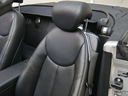 Used 2008 Mercedes-Benz SL 550 image 17
