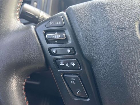 Used 2021 Nissan Titan PRO-4X w/ Pro-4x Convenience Package AWD/4WD image 21
