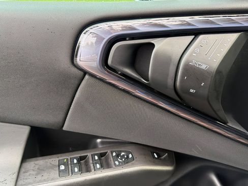 Used 2025 BMW X3 xDrive30i w/ Convenience Package image 12