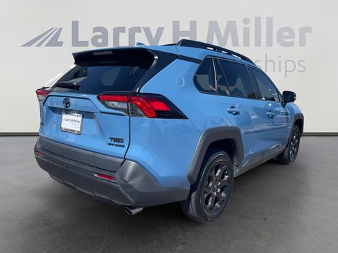 Certified 2022 Toyota RAV4 TRD Off-Road w/ TRD Off-Road Weather Package AWD/4WD image 5