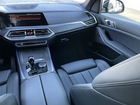 Certified 2022 BMW X5 xDrive40i w/ Climate Comfort Package image 10