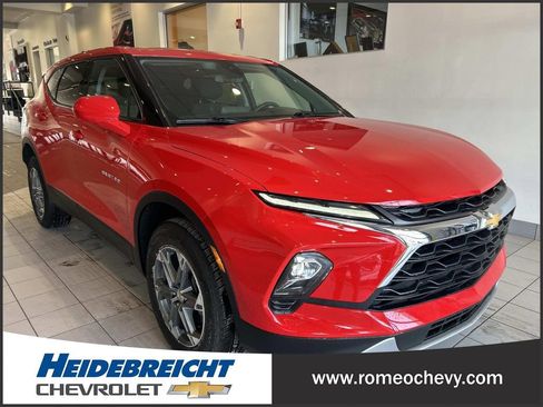 Certified 2023 Chevrolet Blazer LT image 1