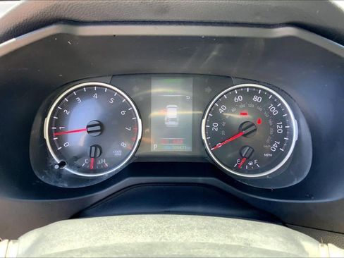 Used 2022 Toyota RAV4 LE FWD image 25