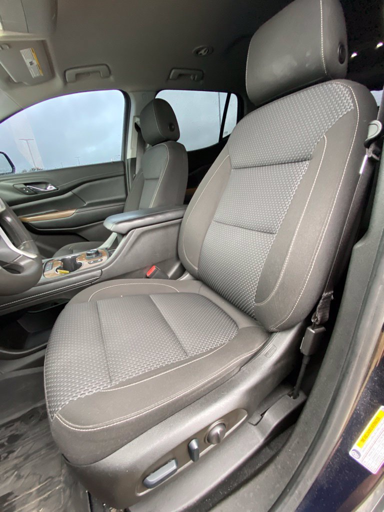 Used 2022 GMC Acadia SLE w/ Driver Convenience Package FWD image 10