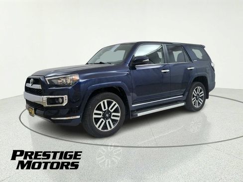 Used 2018 Toyota 4Runner Limited AWD/4WD image 4