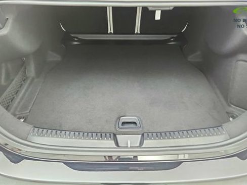 Used 2024 Mercedes-Benz E 350 4MATIC Sedan w/ Multicontour Seating Package image 16