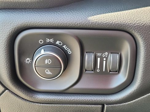 New 2026 RAM 1500 Big Horn AWD/4WD image 25