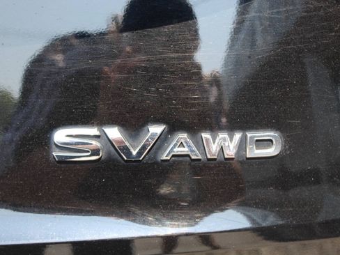 Used 2021 Nissan Rogue SV AWD/4WD image 26