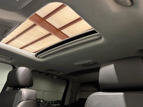 Used 2018 GMC Sierra 1500 SLT image 10