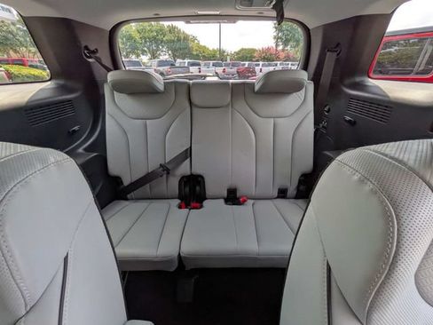 Used 2024 Hyundai Palisade SEL AWD/4WD image 17