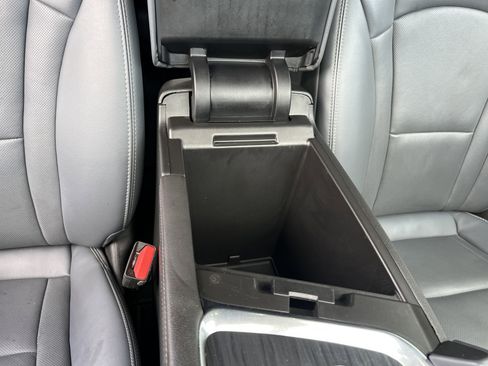 Used 2023 Buick Enclave Premium image 28