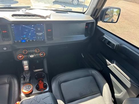 Used 2025 Ford Bronco Badlands AWD/4WD image 19