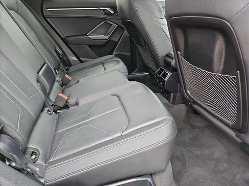 Certified 2025 Audi Q3 2.0T Premium w/ Convenience Package image 20
