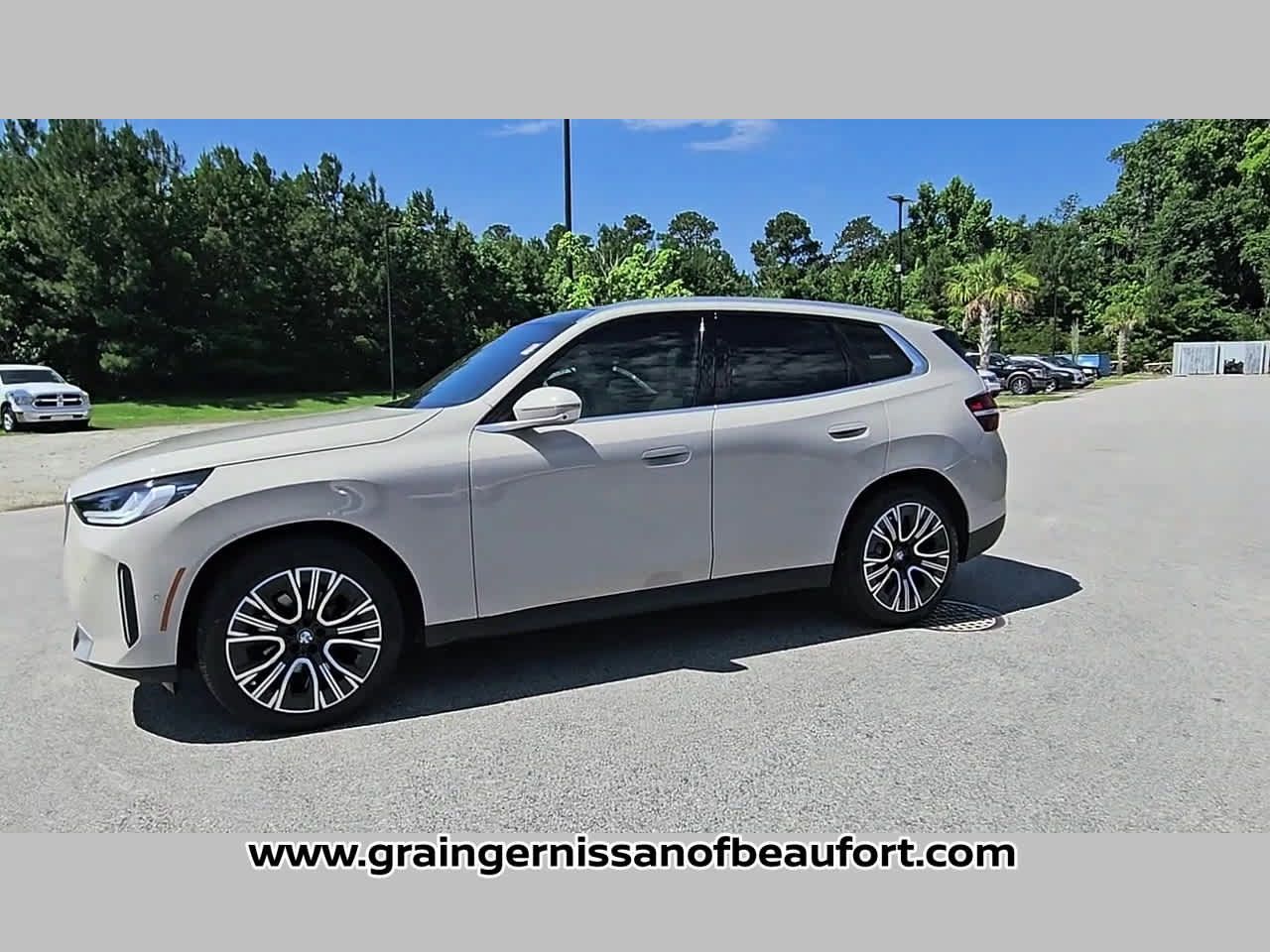 Used 2025 BMW X3 xDrive30i w/ Premium Package AWD/4WD image 24